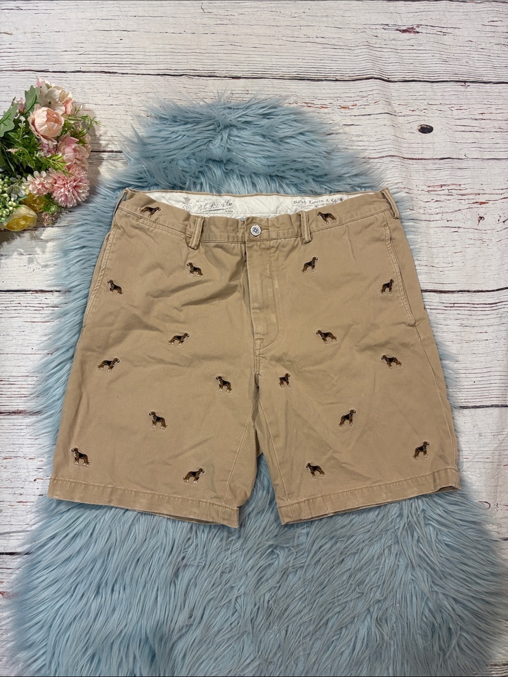 Ralph Lauren Dog Embroidered Cargo Khaki Shorts
